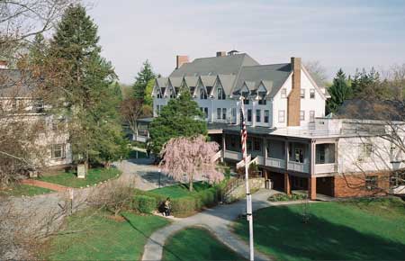 胡桃山藝術(shù)高中 Walnut Hill School